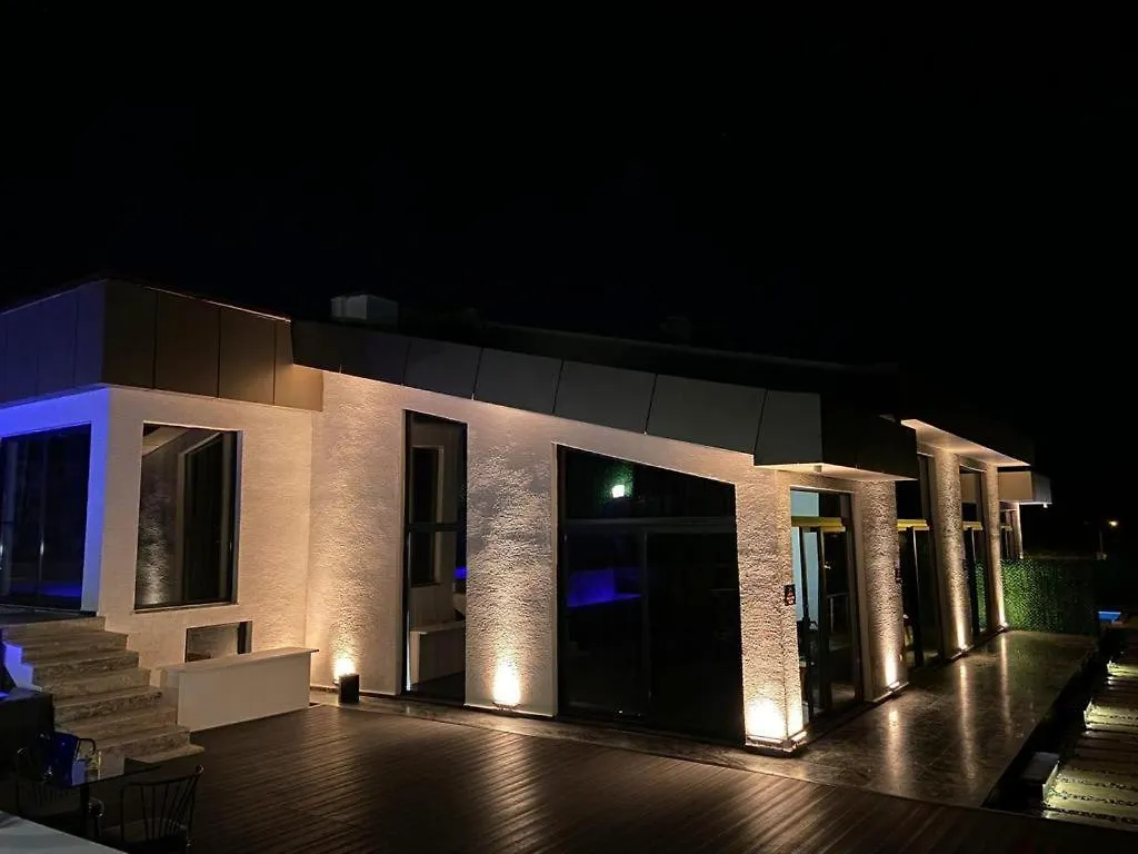 Costa Linn Premium Cesme